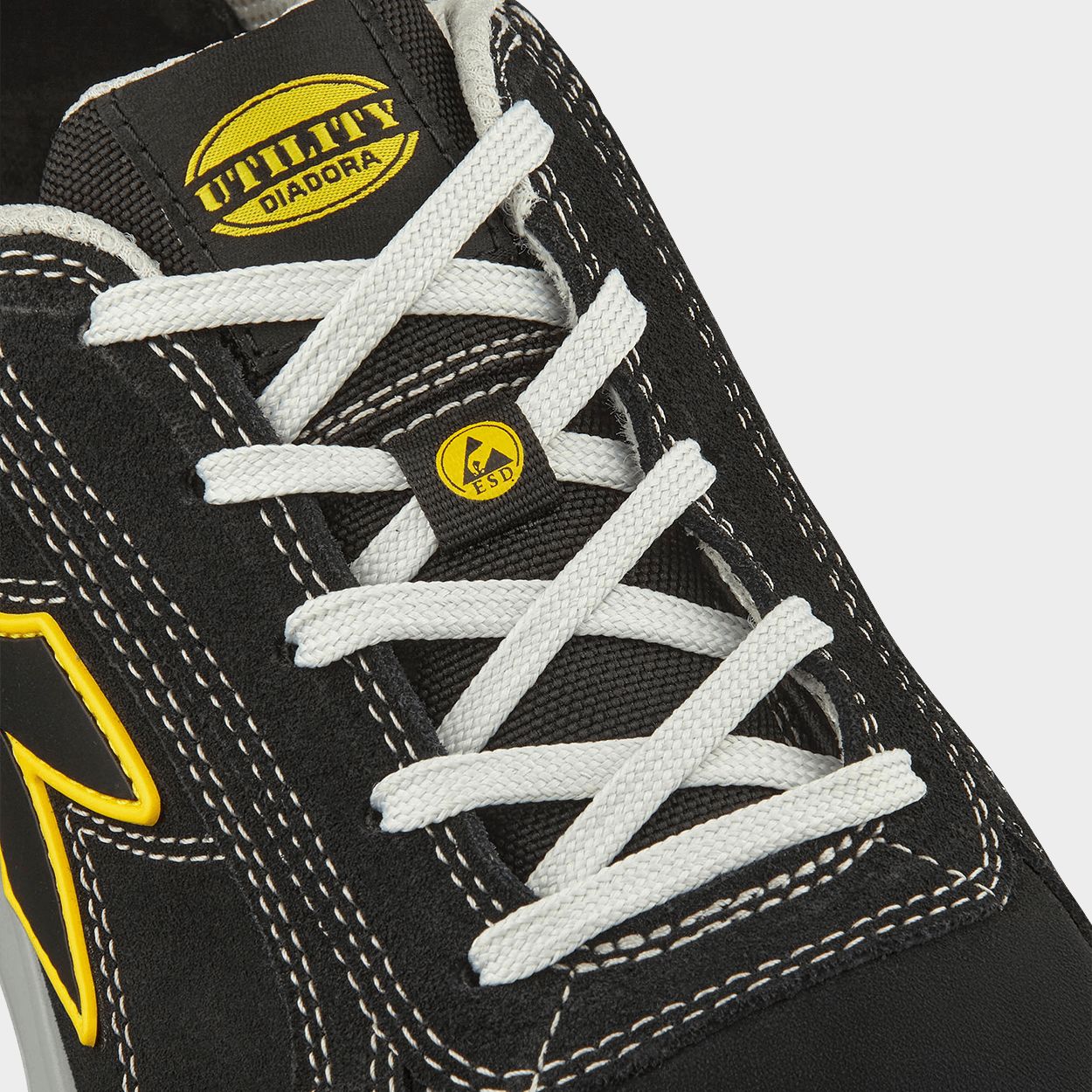 Încălțăminte de protecție DIADORA RUN A.BOX LOW S3S FO SR ESD BLACK - 7 — bultex99.myshopify.com Încălțăminte de protecție DIADORA RUN A.BOX LOW S3S FO SR ESD BLACK - 7
