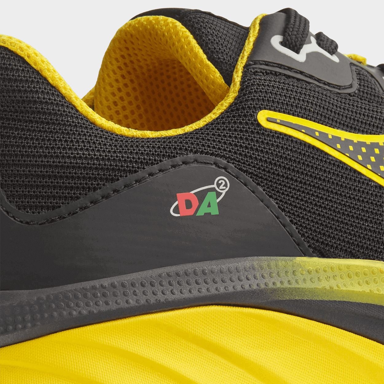 Încălțăminte de lucru DIADORA VORTEX DA2 LOW S3S SC SR HRO ESD BLACK/YELLOW - 6 — bultex99.myshopify.com Încălțăminte de lucru DIADORA VORTEX DA2 LOW S3S SC SR HRO ESD BLACK/YELLOW - 6