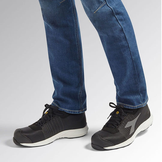 Work shoes DIADORA FLY LITEBASE MATRYX S3 HRO SRC ESD - 2